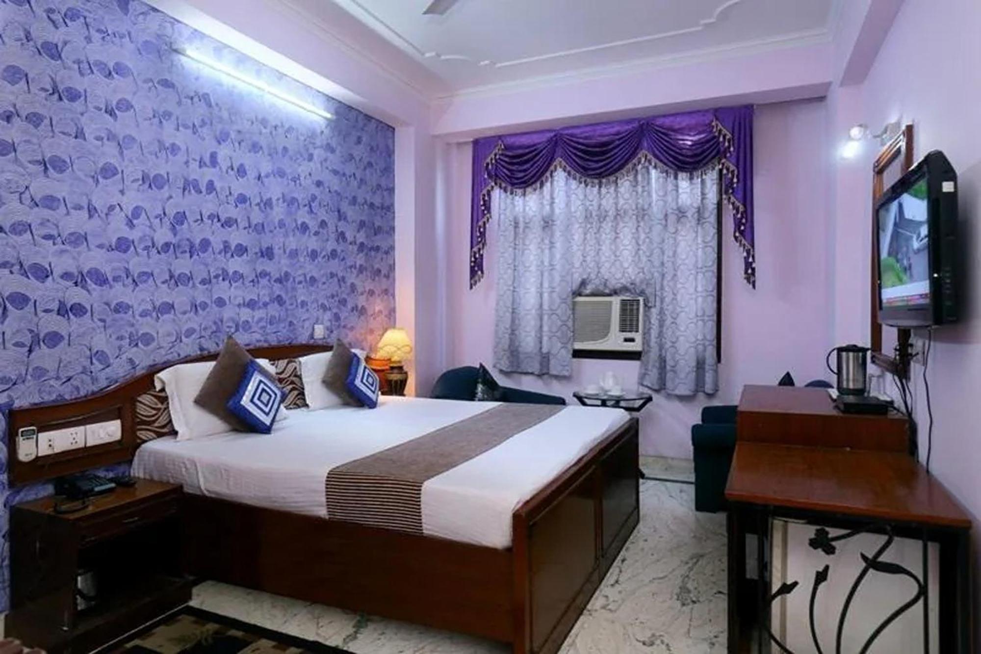 Hotel Indraprastha Delhi Zewnętrze zdjęcie