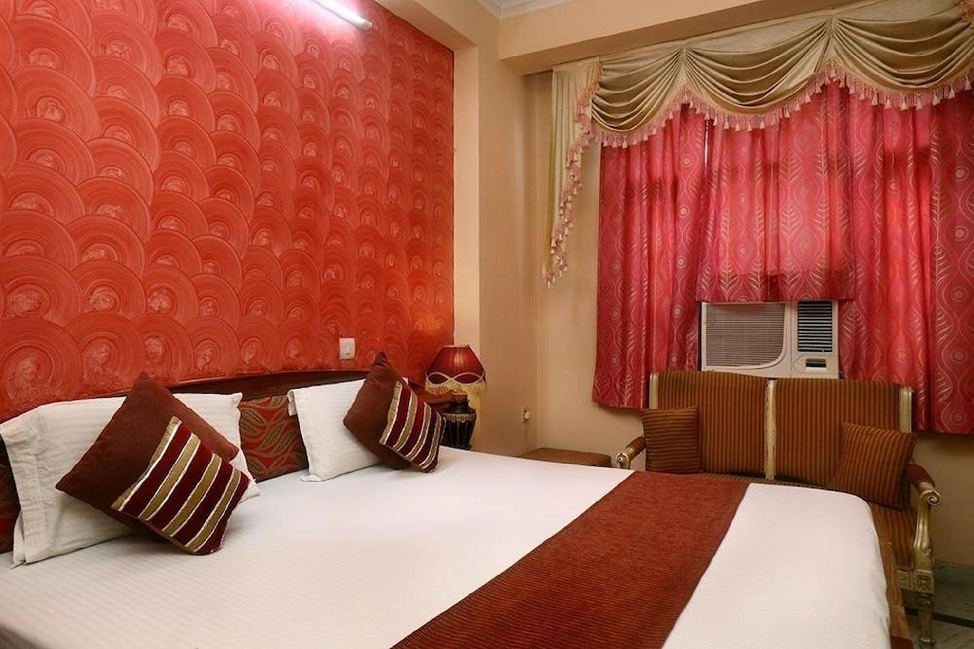 Hotel Indraprastha Delhi Zewnętrze zdjęcie