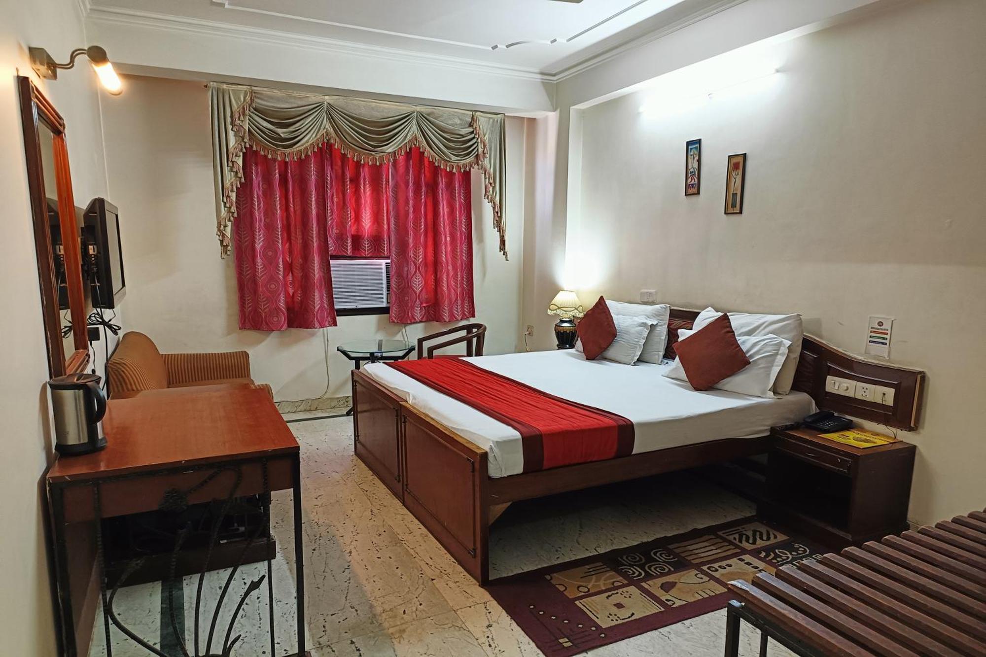 Hotel Indraprastha Delhi Zewnętrze zdjęcie