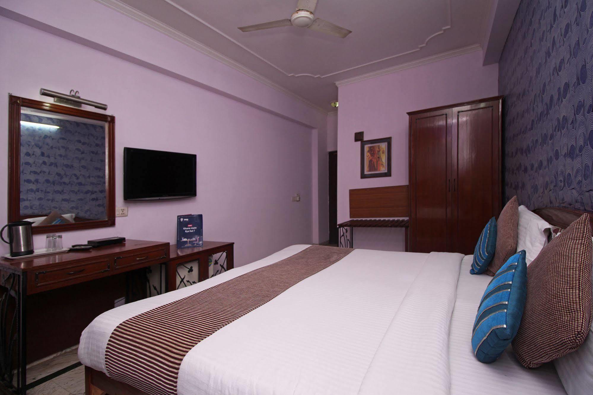 Hotel Indraprastha Delhi Zewnętrze zdjęcie