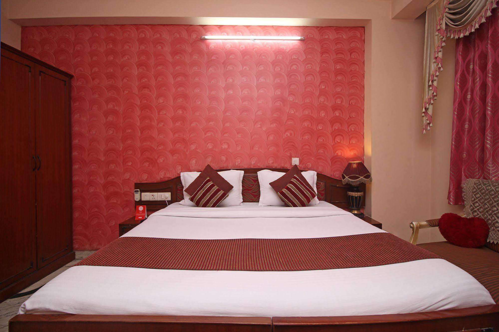 Hotel Indraprastha Delhi Zewnętrze zdjęcie