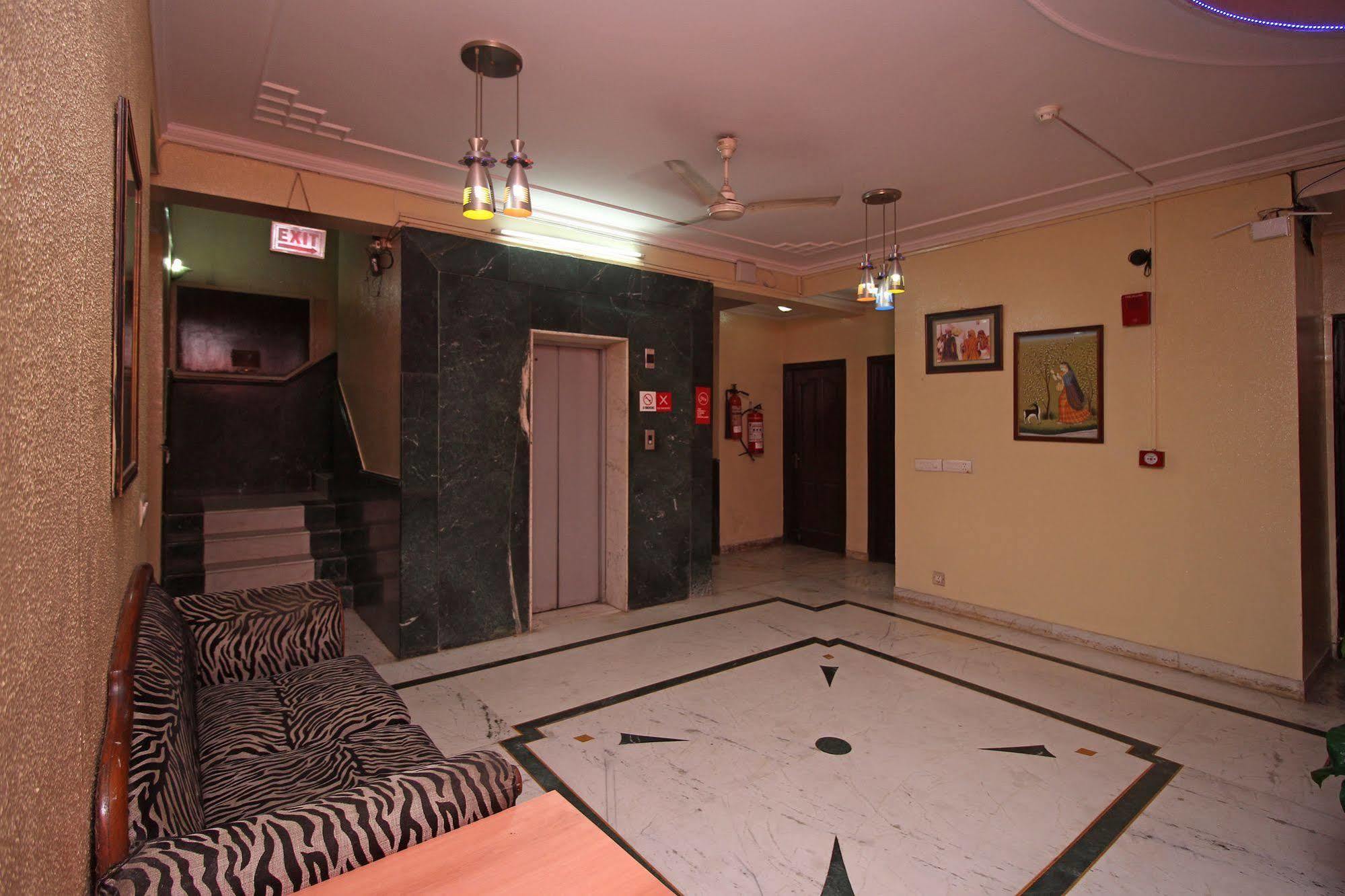 Hotel Indraprastha Delhi Zewnętrze zdjęcie